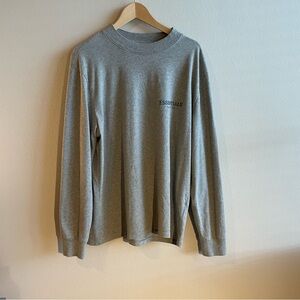 Essentials fear of god size small long sleeve tshirt in heather grey